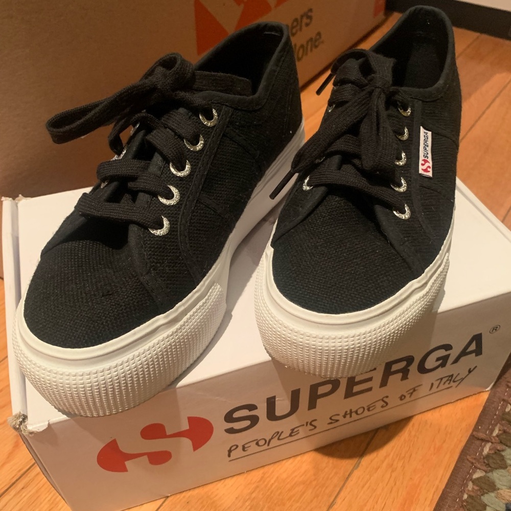 Superga Platform Sneaker